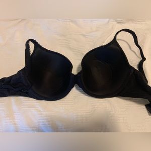 Victoria’s Secret/PINK 32DD Black Bra